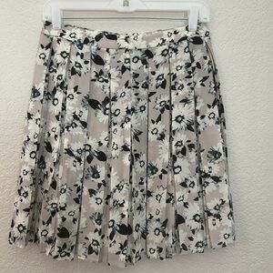 Banana Republic floral print skirt- size 0